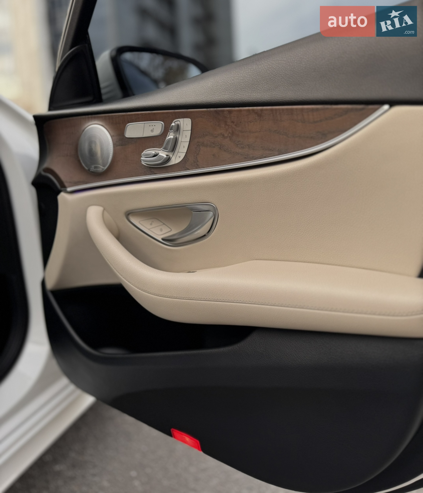 2016 Mercedes-Benz E-klasse - мініатюра 29