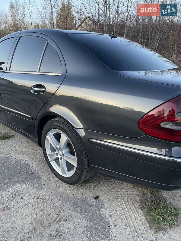 Седан Mercedes-Benz E-Class 2004 в Любомле фото 9 Седан Mercedes-Benz E-Class 2004 в Любомле