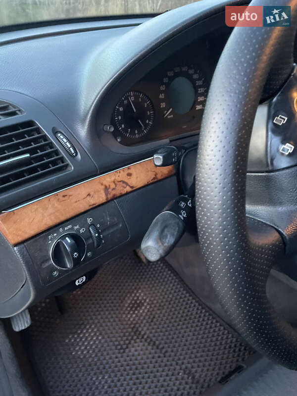 Седан Mercedes-Benz E-Class 2004 в Любомле фото 18 Седан Mercedes-Benz E-Class 2004 в Любомле