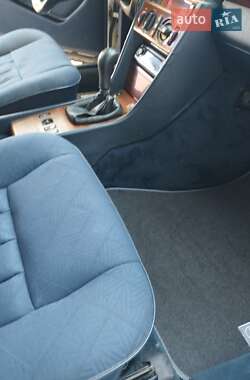 Універсал Mercedes-Benz E-Class 1995 в Луцьку