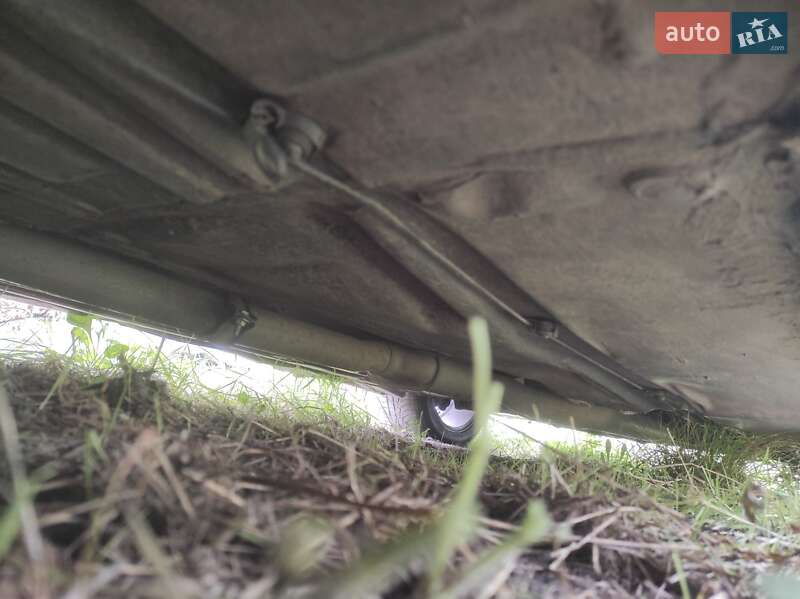 Седан Mercedes-Benz E-Class 2000 в Тетиеве