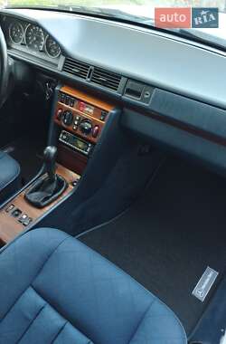 Універсал Mercedes-Benz E-Class 1995 в Луцьку