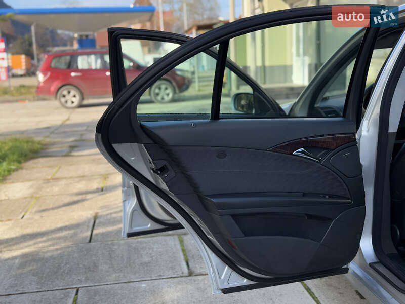 Седан Mercedes-Benz E-Class 2004 в Межгорье фото 64 Седан Mercedes-Benz E-Class 2004 в Межгорье