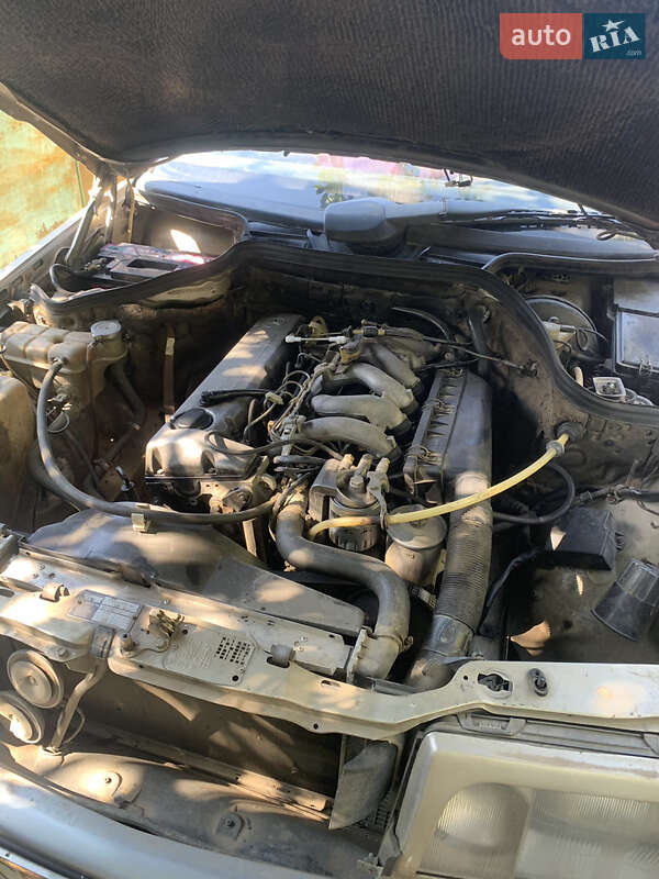 Седан Mercedes-Benz E-Class 1987 в Черновцах фото 11 Седан Mercedes-Benz E-Class 1987 в Черновцах