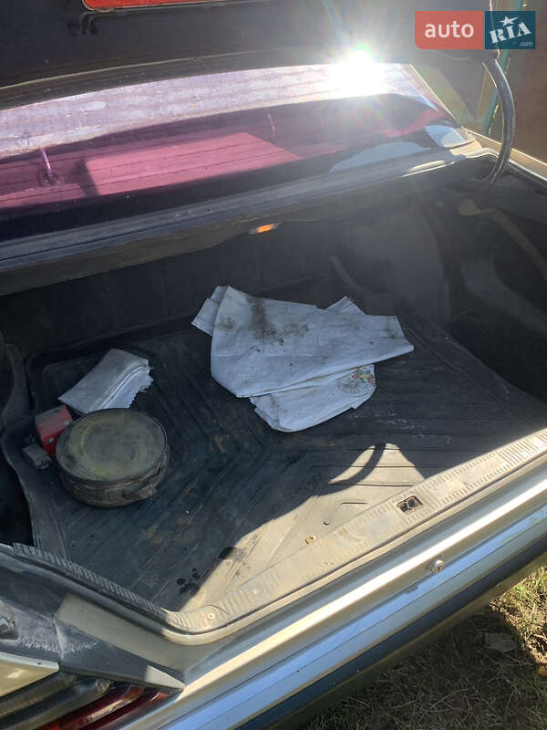 Седан Mercedes-Benz E-Class 1987 в Черновцах фото 20 Седан Mercedes-Benz E-Class 1987 в Черновцах