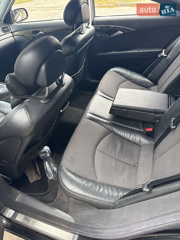 Седан Mercedes-Benz E-Class 2003 в Черкасах фото 4 Седан Mercedes-Benz E-Class 2003 в Черкасах