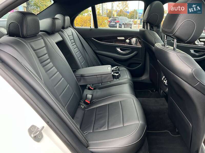 Седан Mercedes-Benz E-Class 2016 в Києві фото 14 Седан Mercedes-Benz E-Class 2016 в Києві