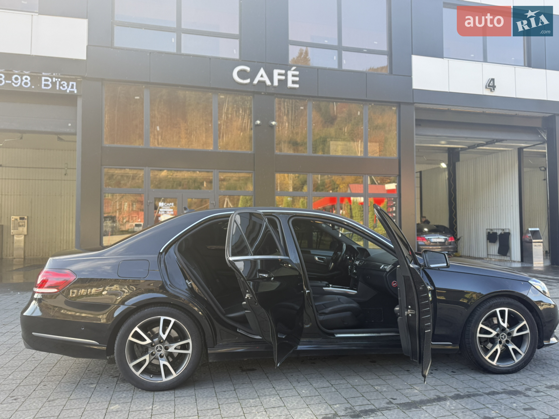 2013 Mercedes-Benz E-klasse - мініатюра 23