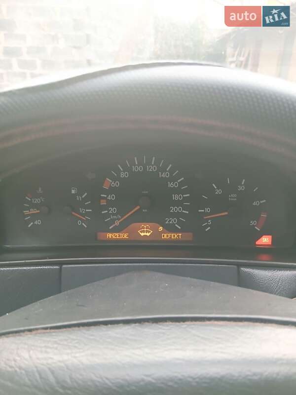 Седан Mercedes-Benz E-Class 1998 в Ивано-Франковске