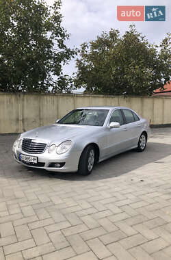 Седан Mercedes-Benz E-Class 2006 в Виноградове