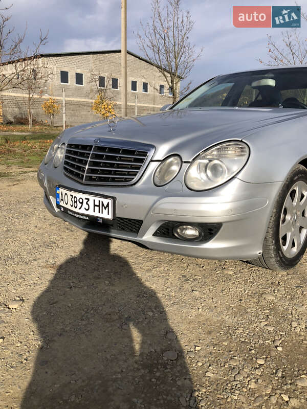 Седан Mercedes-Benz E-Class 2006 в Виноградові фото 9 Седан Mercedes-Benz E-Class 2006 в Виноградові