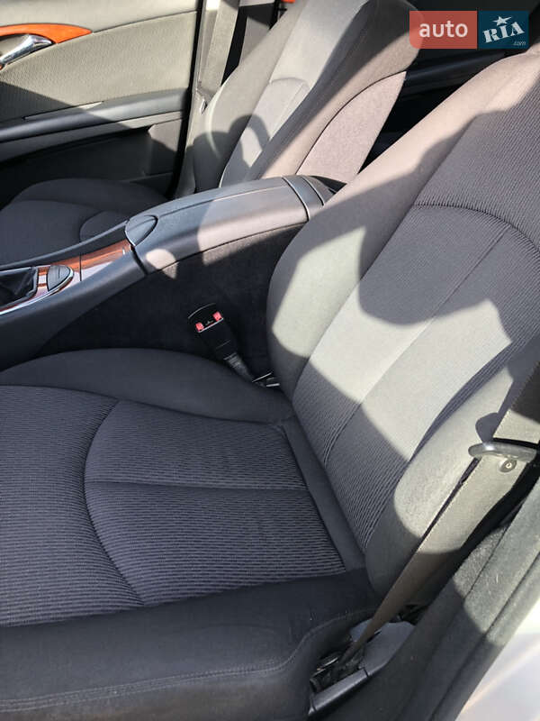 Седан Mercedes-Benz E-Class 2006 в Виноградові фото 19 Седан Mercedes-Benz E-Class 2006 в Виноградові