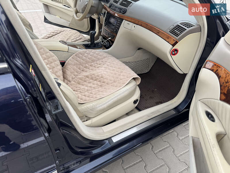Седан Mercedes-Benz E-Class 2003 в Киеве фото 16 Седан Mercedes-Benz E-Class 2003 в Киеве
