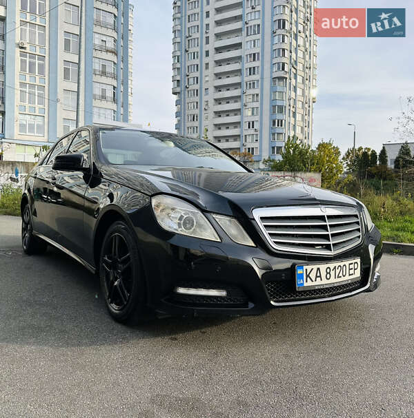Седан Mercedes-Benz E-Class 2012 в Киеве фото 4 Седан Mercedes-Benz E-Class 2012 в Киеве