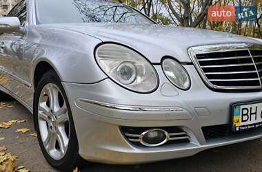 Седан Mercedes-Benz E-Class 2009 в Одессе