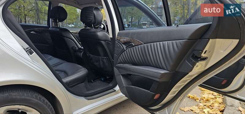 Седан Mercedes-Benz E-Class 2009 в Одесі фото 35 Седан Mercedes-Benz E-Class 2009 в Одесі