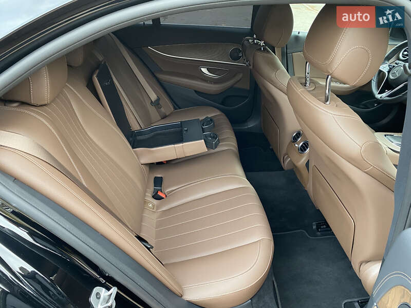 Седан Mercedes-Benz E-Class 2021 в Киеве фото 46 Седан Mercedes-Benz E-Class 2021 в Киеве