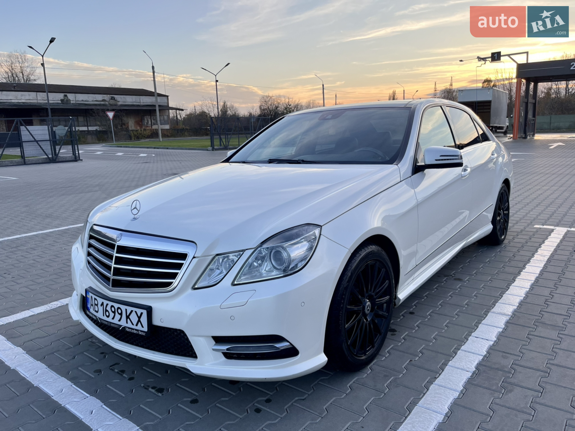 2012 Mercedes-Benz E-klasse - мініатюра 25