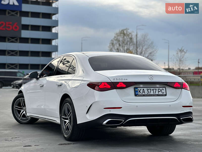 Седан Mercedes-Benz E-Class 2024 в Києві фото 11 Седан Mercedes-Benz E-Class 2024 в Києві