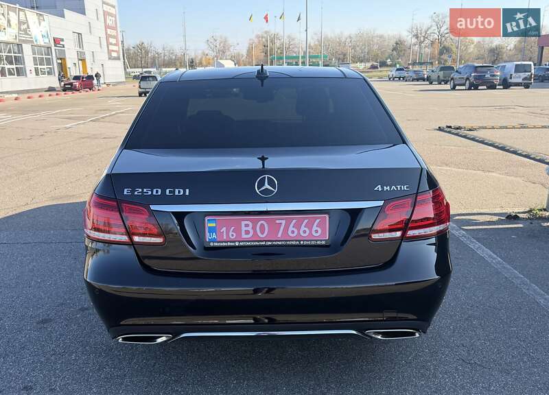 Седан Mercedes-Benz E-Class 2014 в Києві