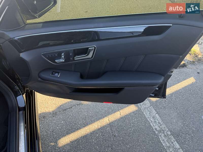 Седан Mercedes-Benz E-Class 2014 в Києві