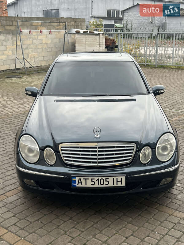 Седан Mercedes-Benz E-Class 2005 в Ивано-Франковске