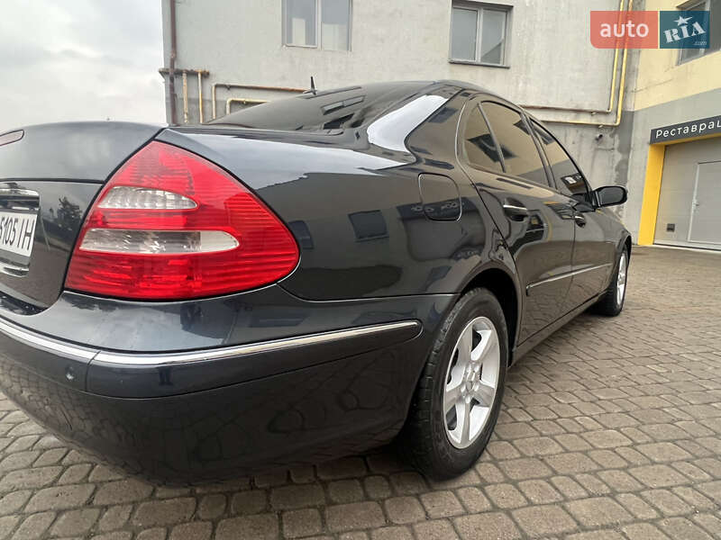 Седан Mercedes-Benz E-Class 2005 в Ивано-Франковске