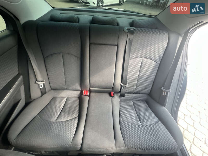 Седан Mercedes-Benz E-Class 2005 в Ивано-Франковске