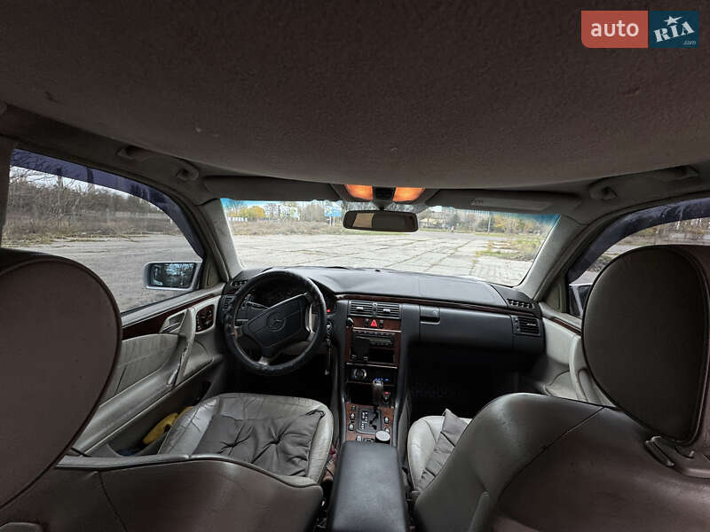 Седан Mercedes-Benz E-Class 1997 в Білгороді-Дністровському