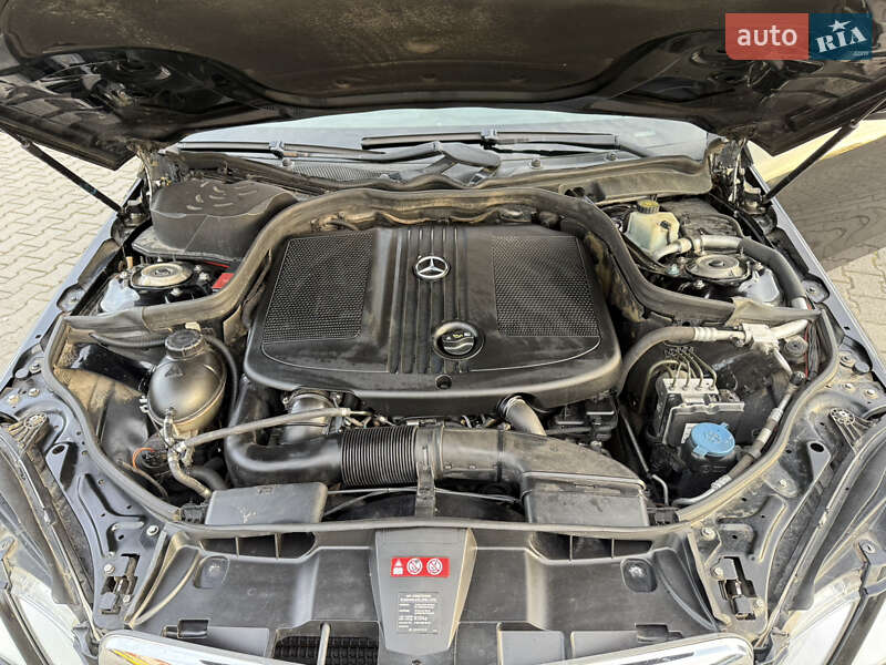Седан Mercedes-Benz E-Class 2011 в Чернівцях фото 11 Седан Mercedes-Benz E-Class 2011 в Чернівцях