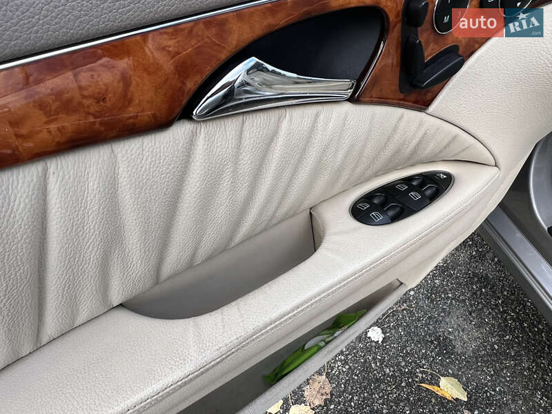 Седан Mercedes-Benz E-Class 2005 в Киеве фото 30 Седан Mercedes-Benz E-Class 2005 в Киеве