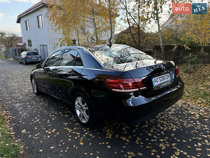 Седан Mercedes-Benz E-Class 2015 в Іршаві