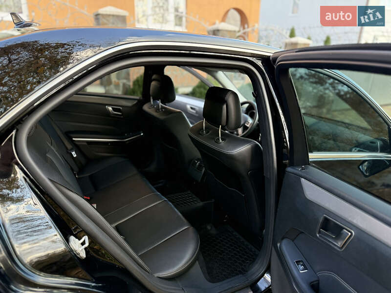 Седан Mercedes-Benz E-Class 2015 в Іршаві