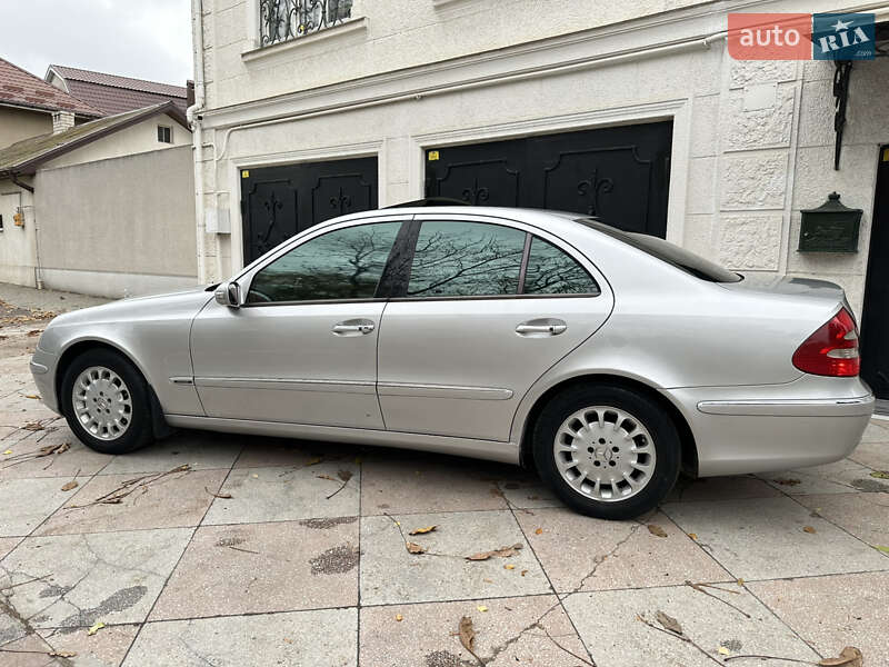 Седан Mercedes-Benz E-Class 2002 в Одессе