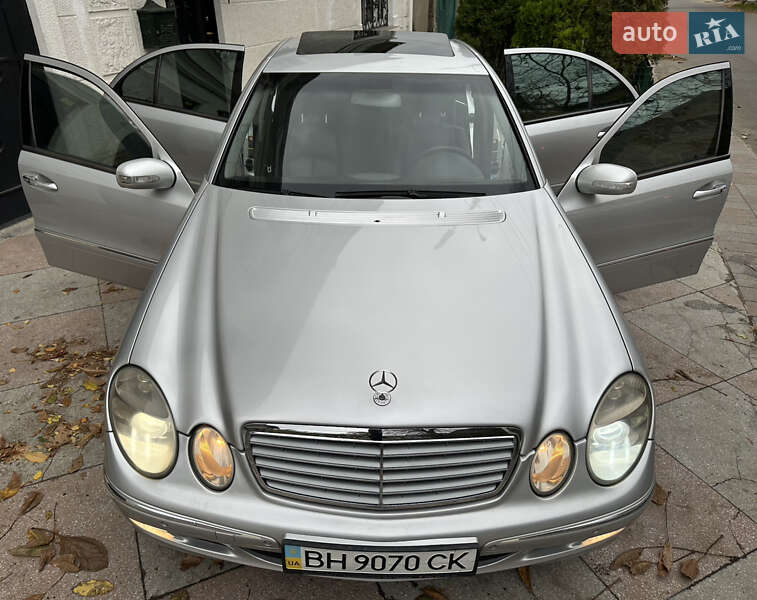 Седан Mercedes-Benz E-Class 2002 в Одессе