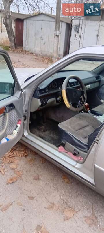 Універсал Mercedes-Benz E-Class 1993 в Одесі фото 18 Універсал Mercedes-Benz E-Class 1993 в Одесі