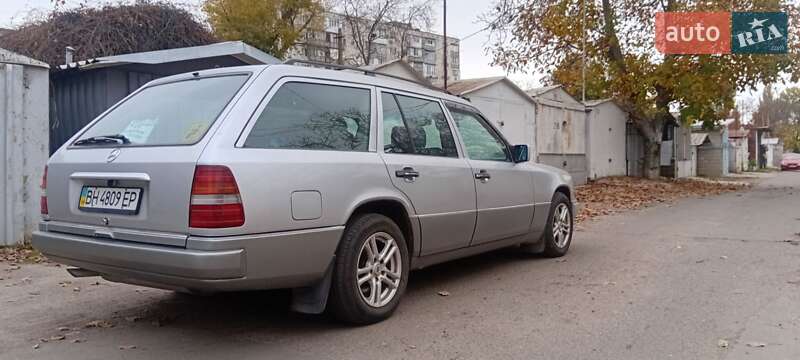 Універсал Mercedes-Benz E-Class 1993 в Одесі фото 23 Універсал Mercedes-Benz E-Class 1993 в Одесі