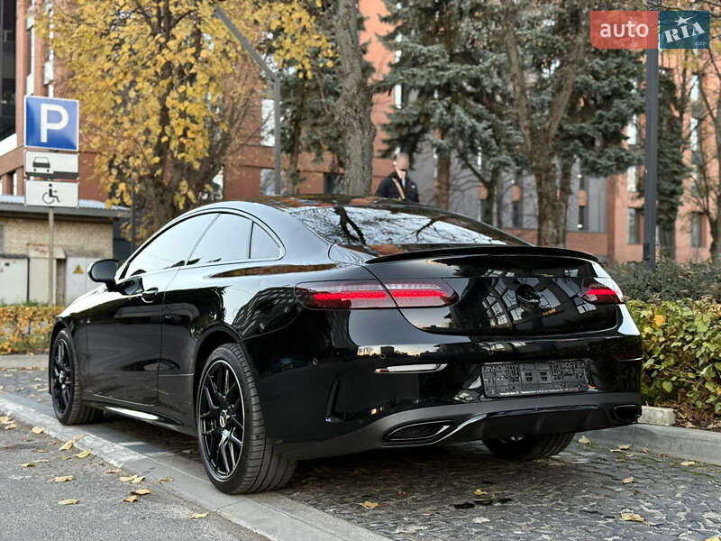 Купе Mercedes-Benz E-Class 2020 в Львове