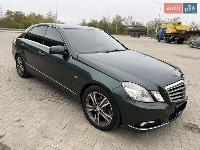 Седан Mercedes-Benz E-Class 2009 в Вінниці