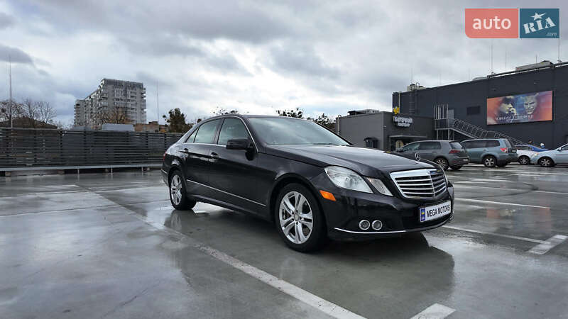 Седан Mercedes-Benz E-Class 2010 в Киеве