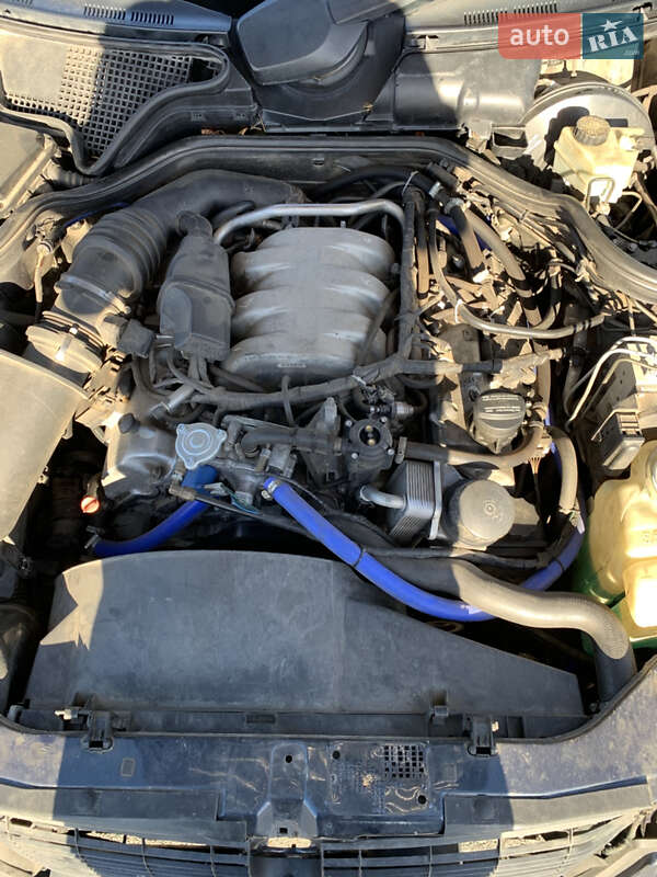 Седан Mercedes-Benz E-Class 1998 в Николаеве