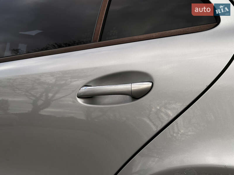 Седан Mercedes-Benz E-Class 2002 в Рівному фото 11 Седан Mercedes-Benz E-Class 2002 в Рівному