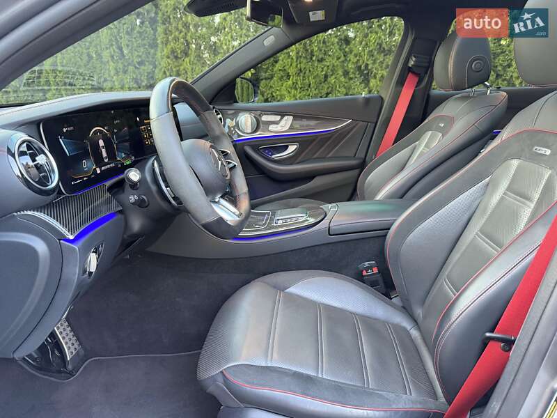 Седан Mercedes-Benz E-Class 2022 в Днепре