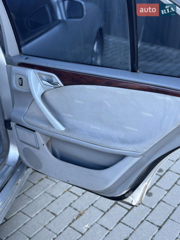 Седан Mercedes-Benz E-Class 2001 в Ужгороде