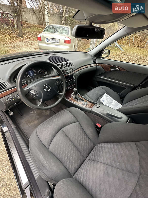 Седан Mercedes-Benz E-Class 2004 в Збараже