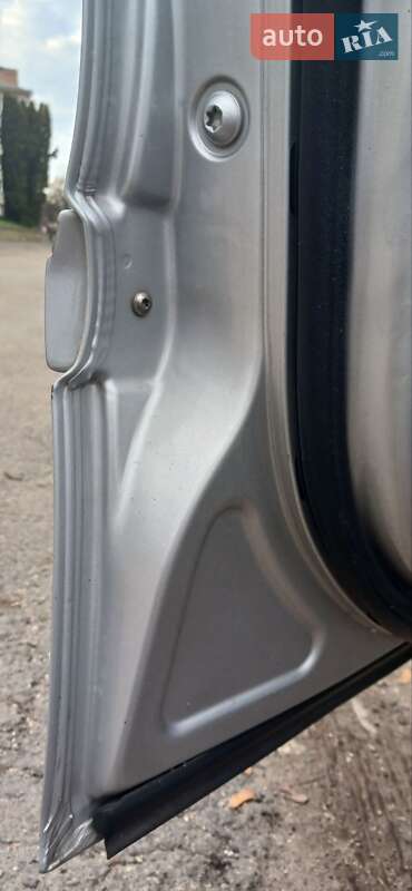 Седан Mercedes-Benz E-Class 2004 в Тернополе фото 24 Седан Mercedes-Benz E-Class 2004 в Тернополе