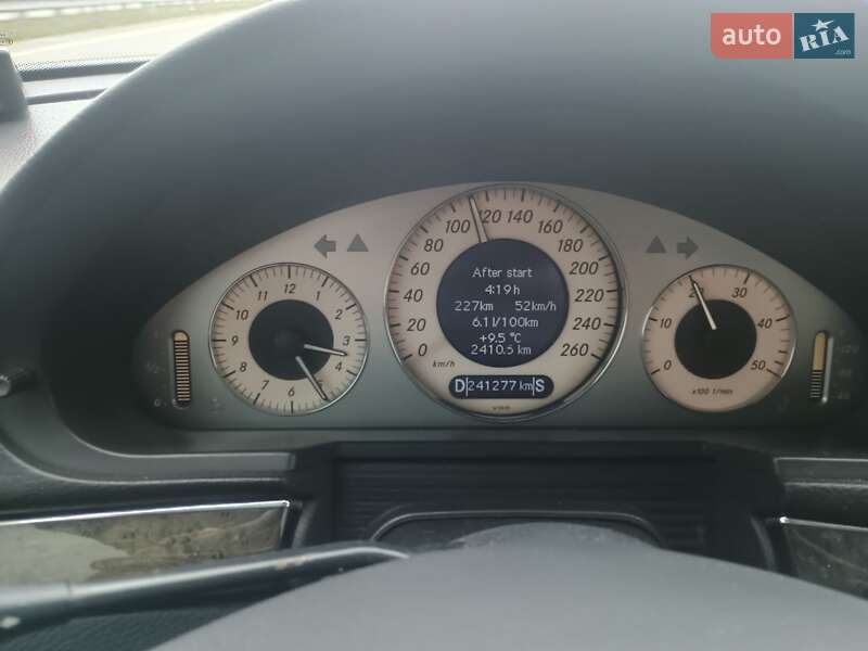 Седан Mercedes-Benz E-Class 2002 в Талалаевке фото 4 Седан Mercedes-Benz E-Class 2002 в Талалаевке