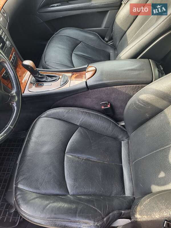 Седан Mercedes-Benz E-Class 2004 в Харькове