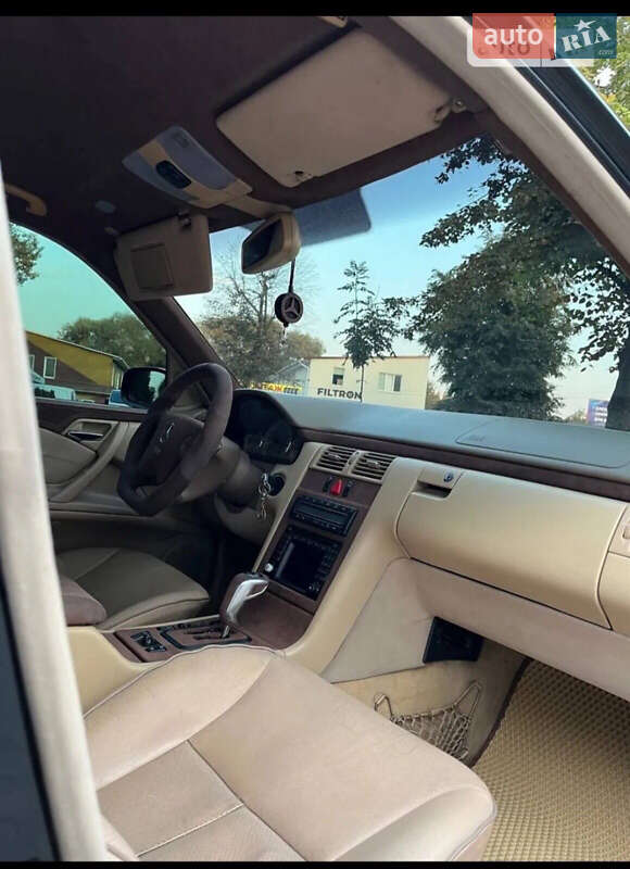Седан Mercedes-Benz E-Class 2000 в Городке фото 7 Седан Mercedes-Benz E-Class 2000 в Городке