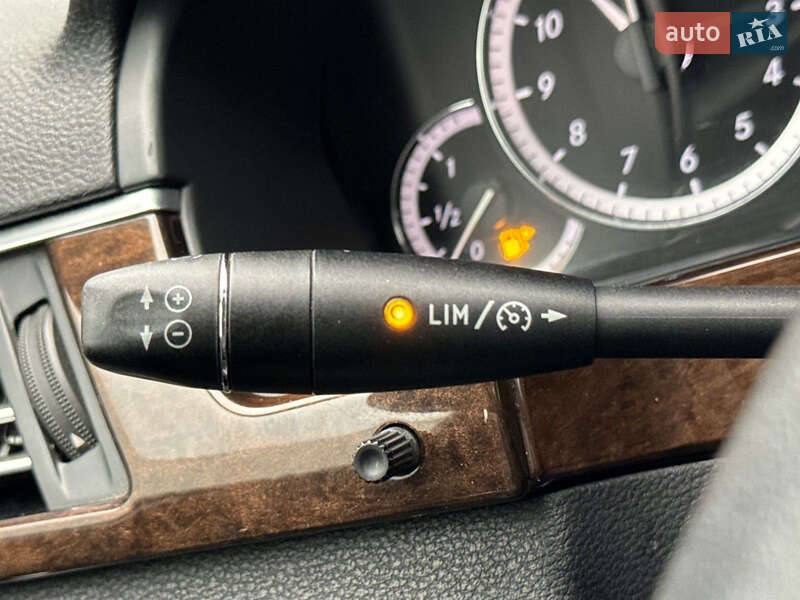 Седан Mercedes-Benz E-Class 2011 в Калуше